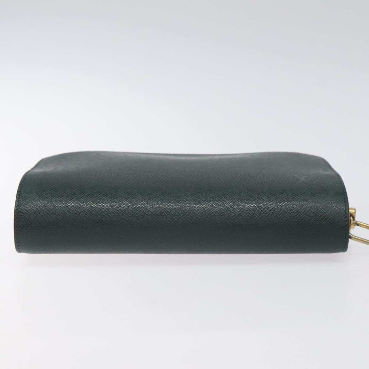 LOUIS VUITTON Taiga Baikal Clutch Bag Epicea M30184 LV Auth th6228