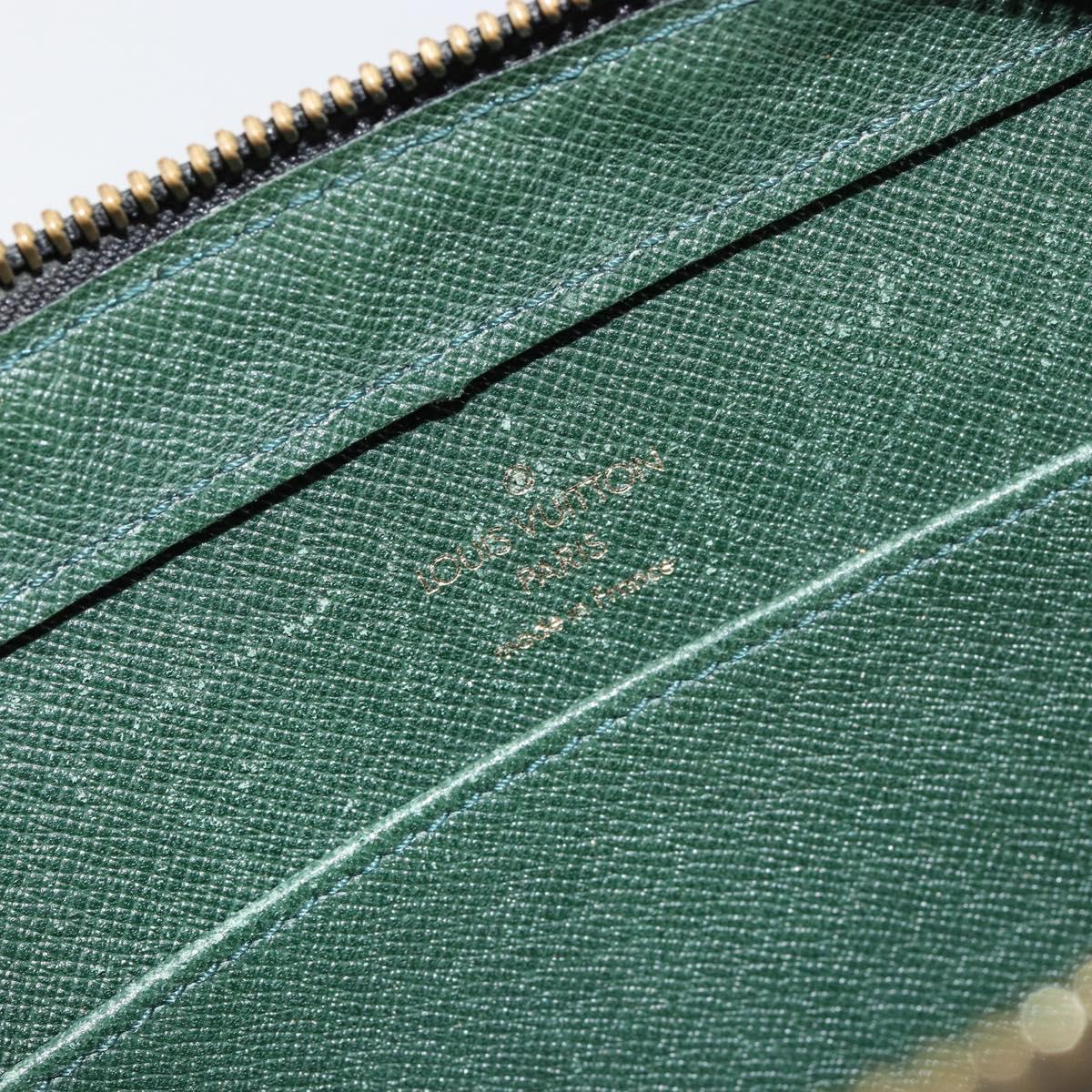 LOUIS VUITTON Taiga Baikal Clutch Bag Epicea M30184 LV Auth th6412