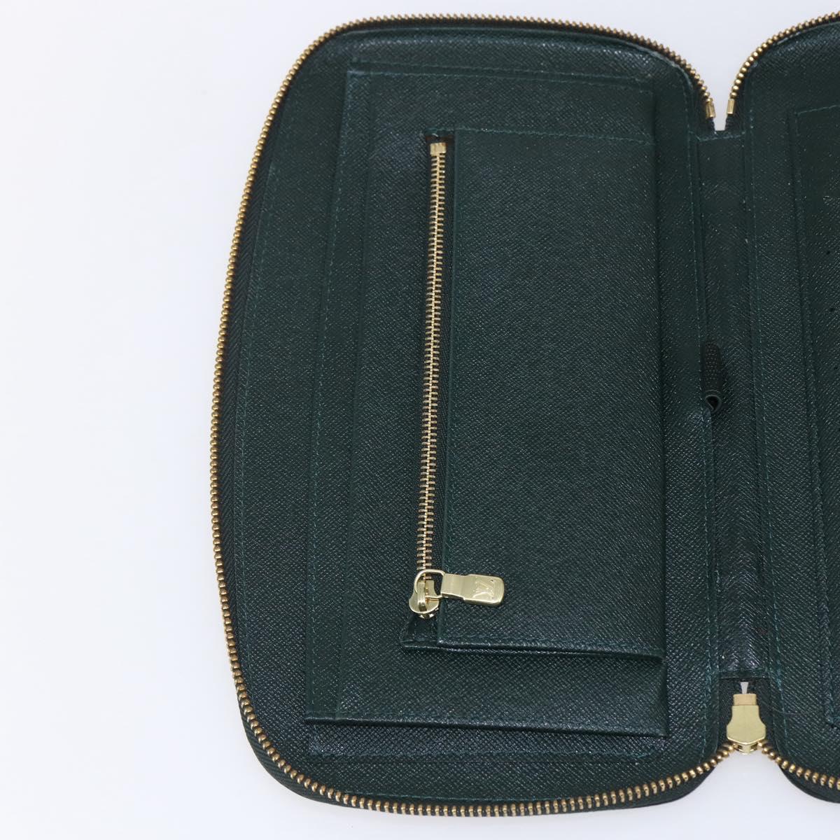 LOUIS VUITTON Taiga Organizer Atholl Travel Case Epicea M30654 LV Auth th6413