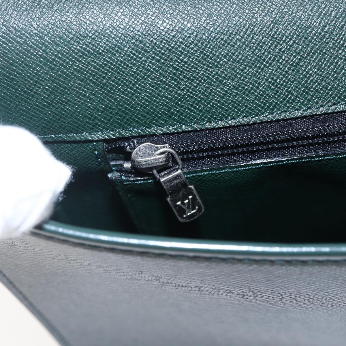 LOUIS VUITTON Taiga Leather Clutch Bag Epicea MI0924 LV Auth th6424