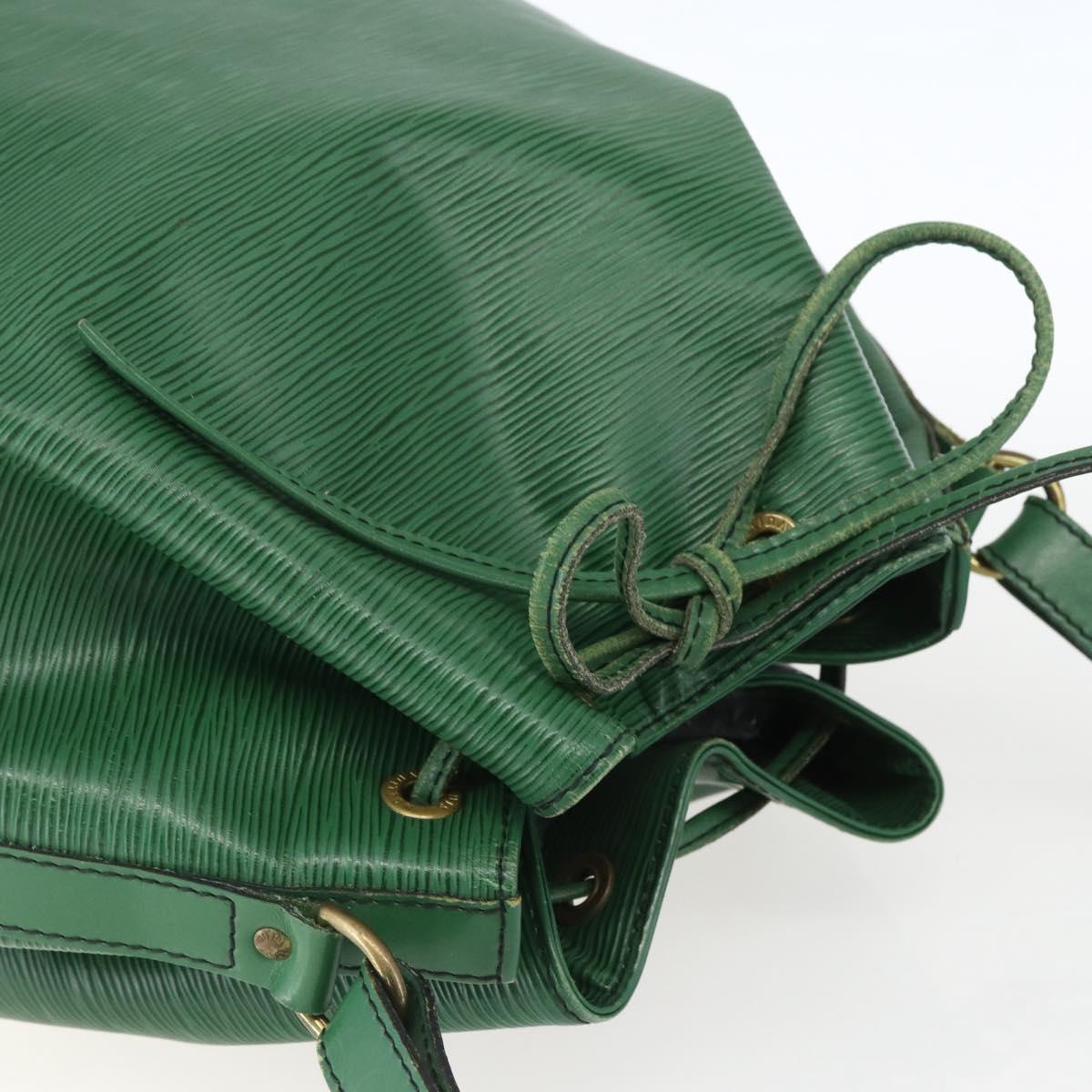 LOUIS VUITTON Epi Noe Shoulder Bag Green M44004 LV Auth th6476