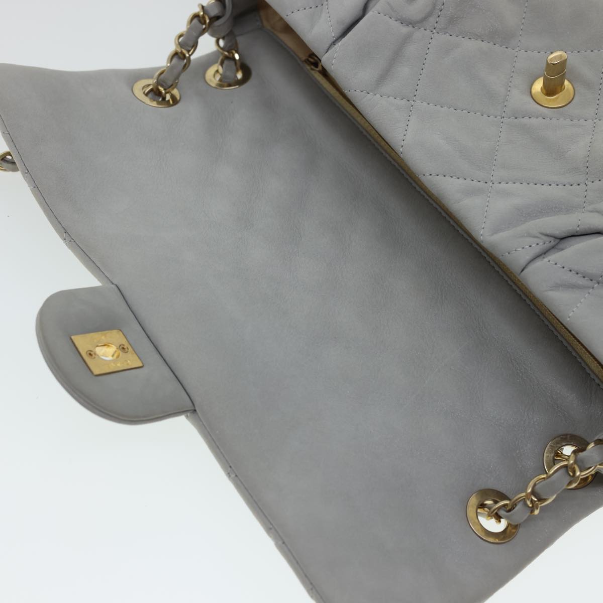 CHANEL Lamb Skin Matelasse Double Chain Shoulder Bag Gray CC Auth am1097gV