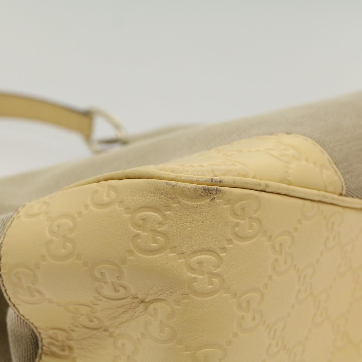 GUCCI GG Canvas Guccissima Shoulder Bag Outlet Black 257268 Auth ti1188