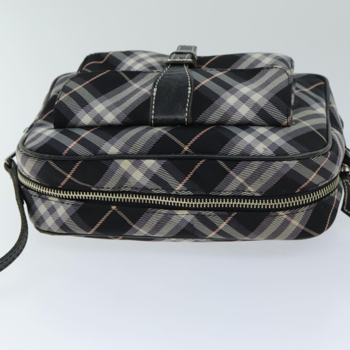 BURBERRY Nova Check Blue Label Shoulder Bag Black Auth ti1758