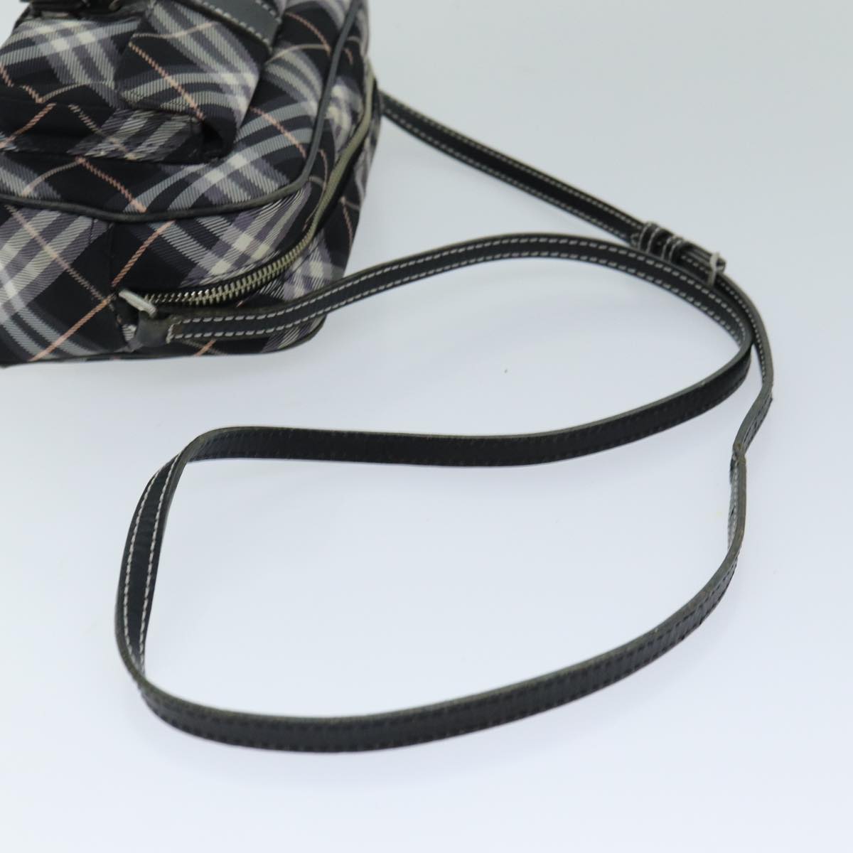 BURBERRY Nova Check Blue Label Shoulder Bag Black Auth ti1758