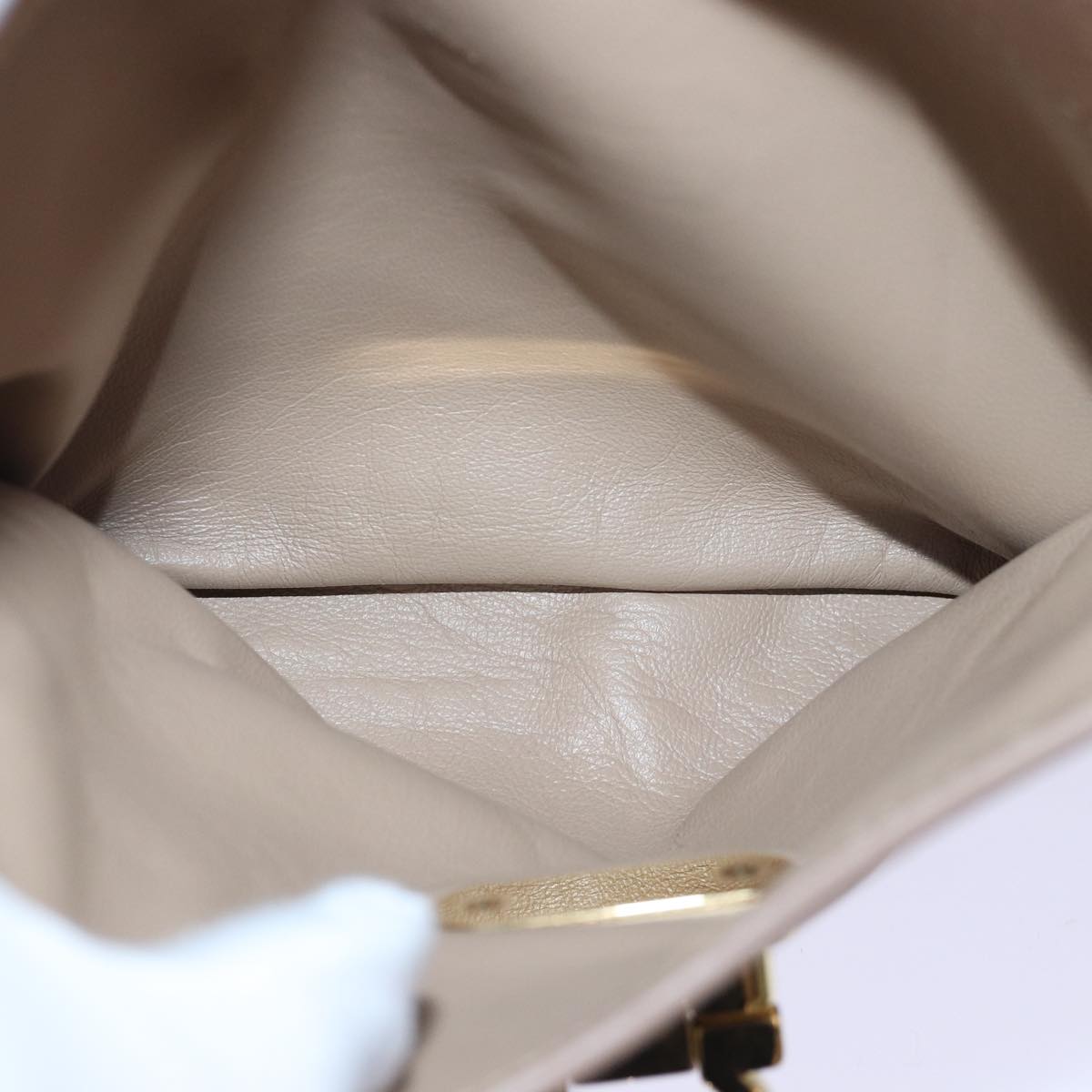 Salvatore Ferragamo Gancini Hand Bag Leather 2way Beige Auth ti1820