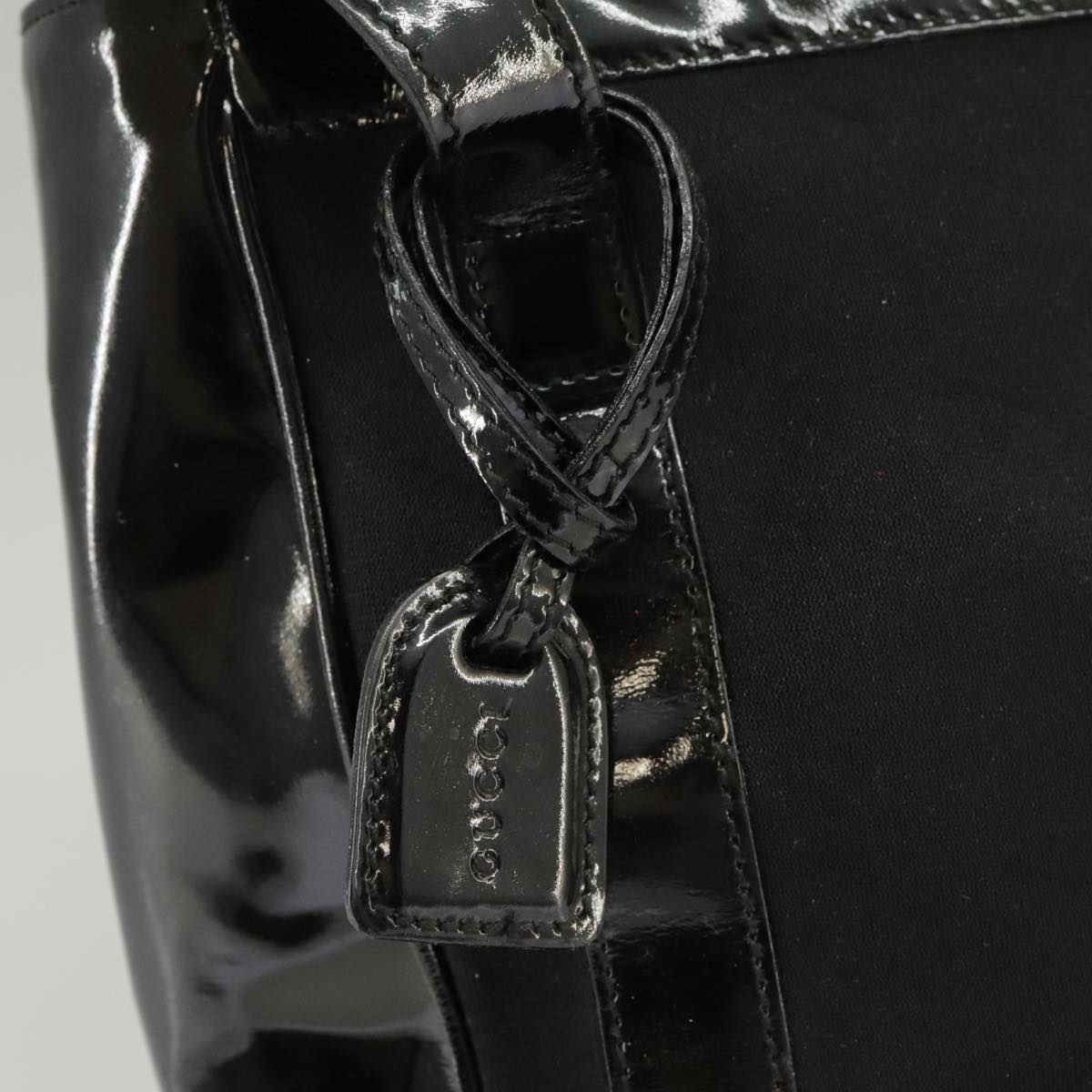 GUCCI Hand Bag Enamel Black Auth ti2465