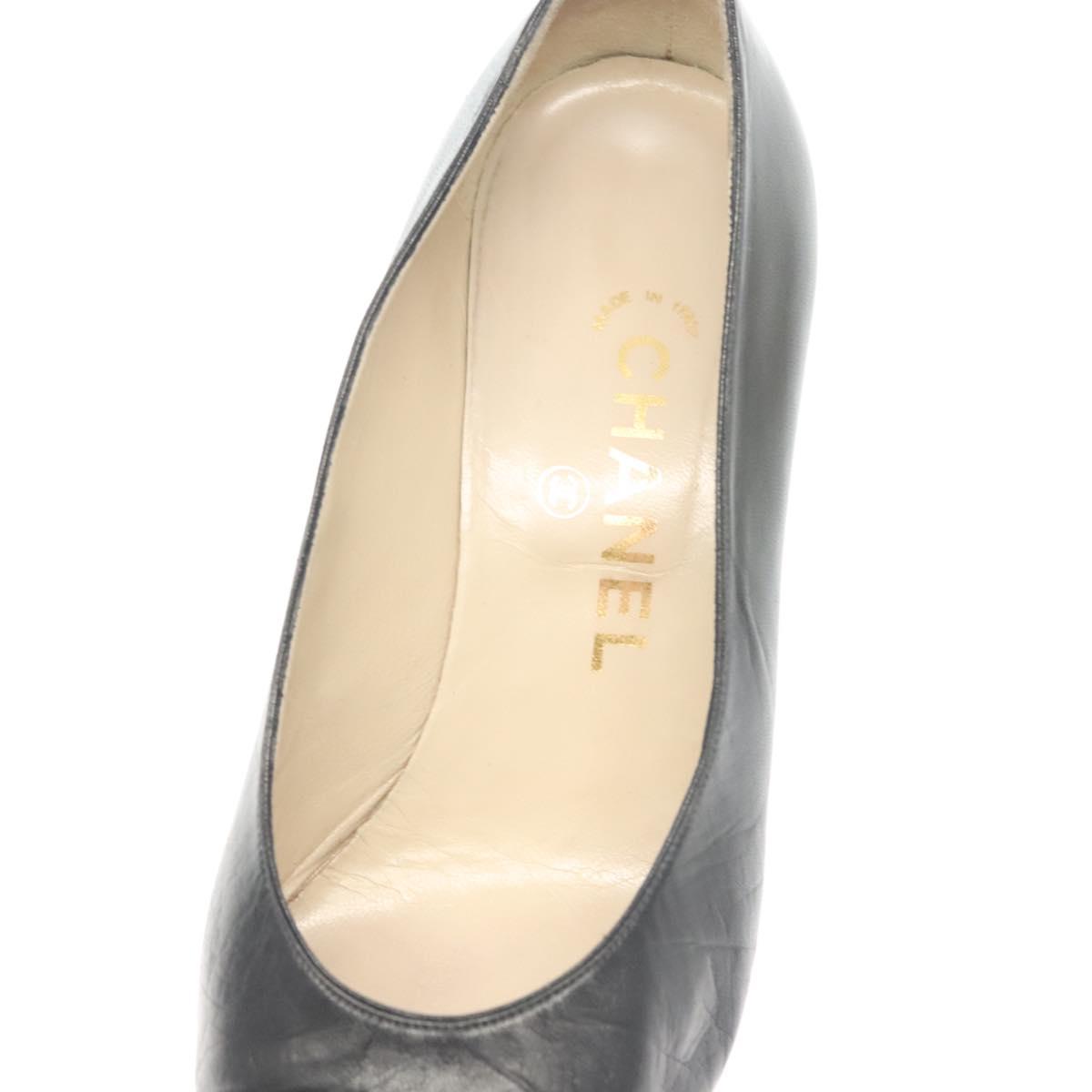 CHANEL pumps High heels Leather 35 1/2 Black CC Auth ti3388