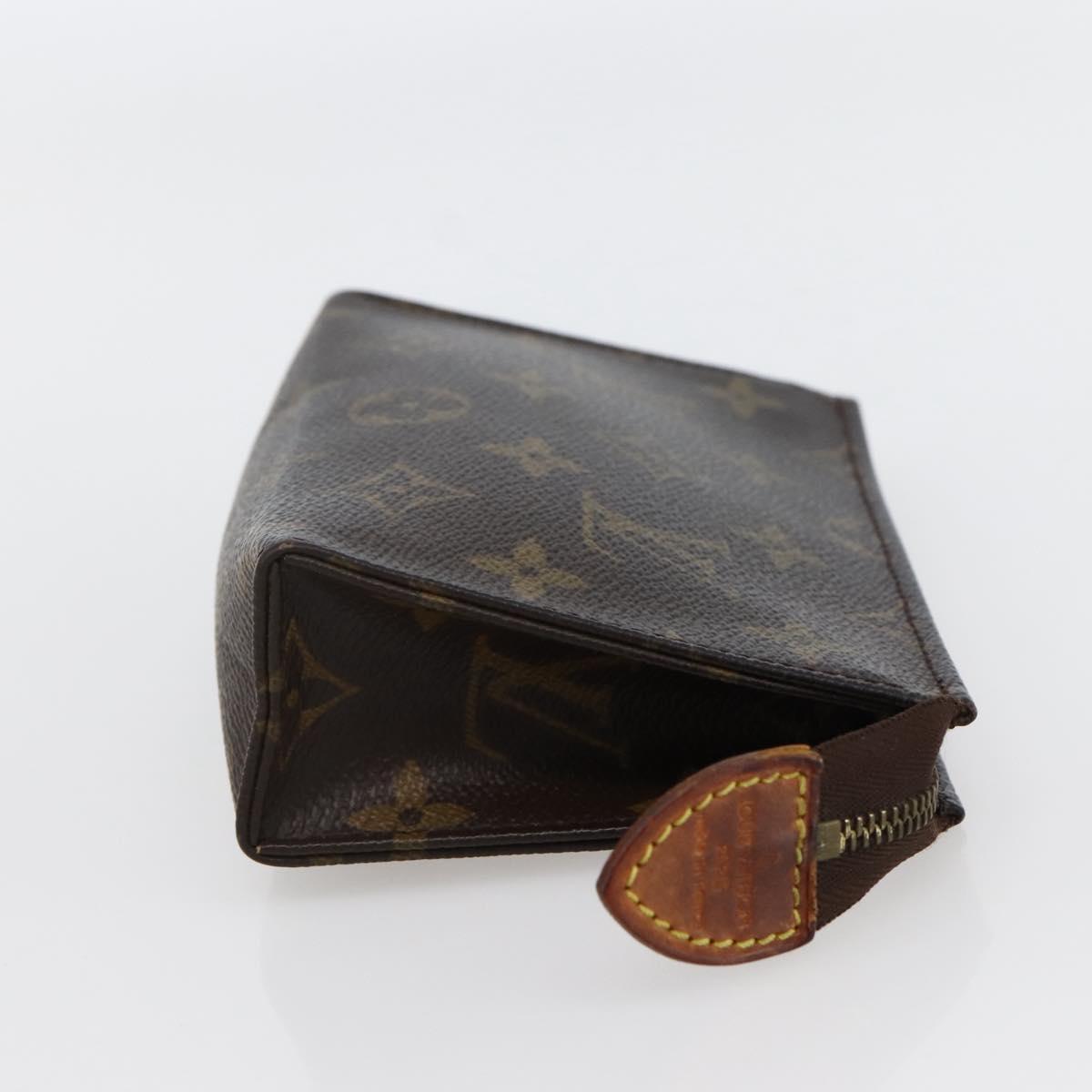 LOUIS VUITTON Monogram Poche Toilette 15 Pouch M47546 LV Auth ti3439