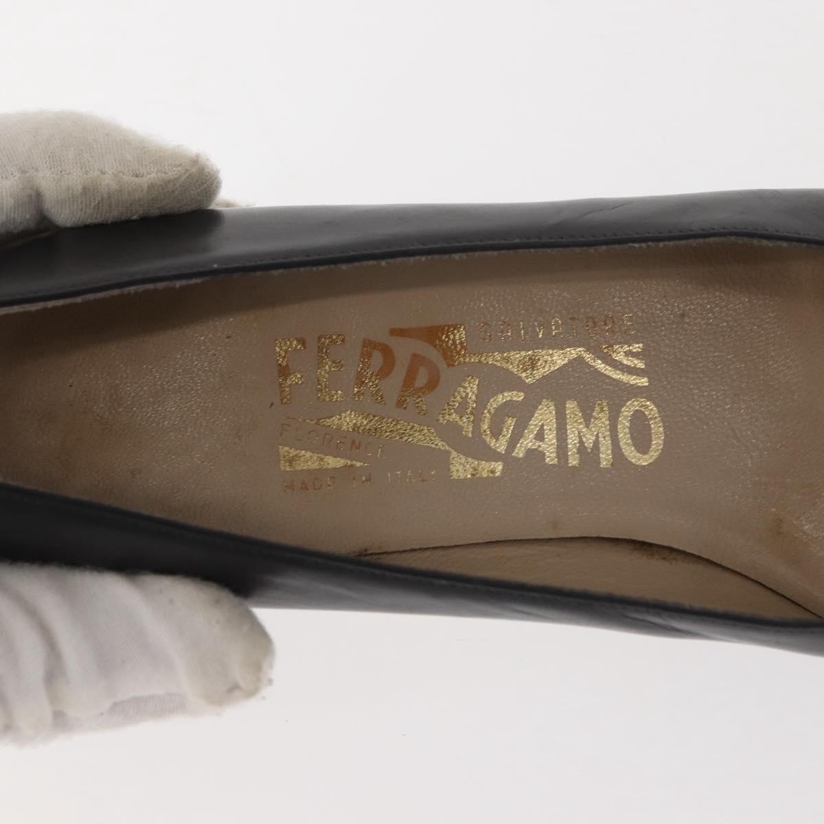 Salvatore Ferragamo Pumps Leather Black Gold Auth ti3478