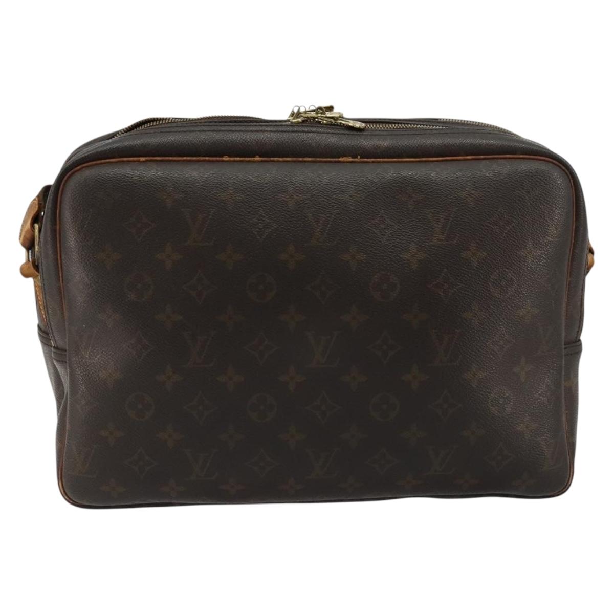 LOUIS VUITTON Monogram Reporter GM Shoulder Bag M45252 LV Auth ti3871