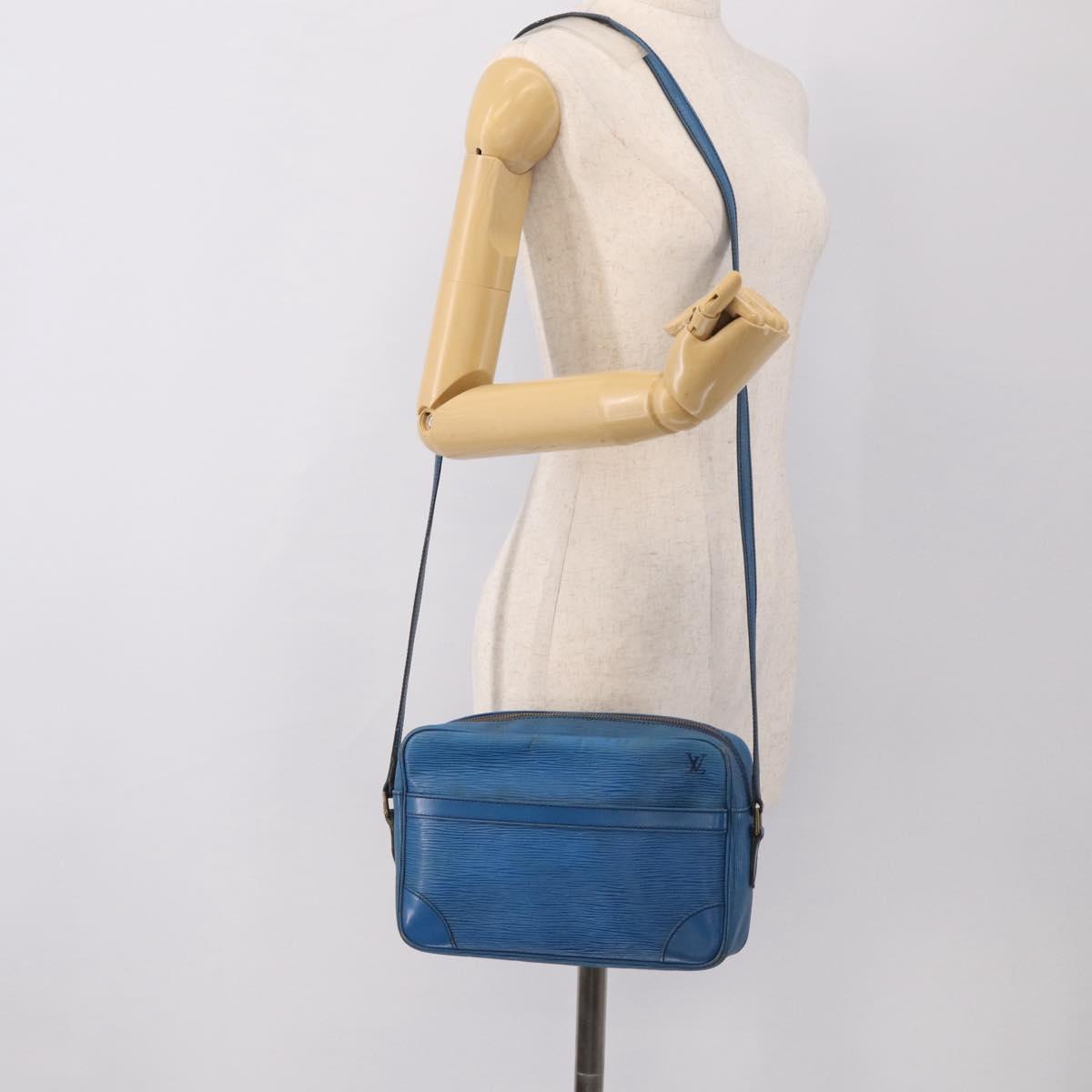 LOUIS VUITTON Epi Trocadero 27 Shoulder Bag Blue M52315 LV Auth ti4046