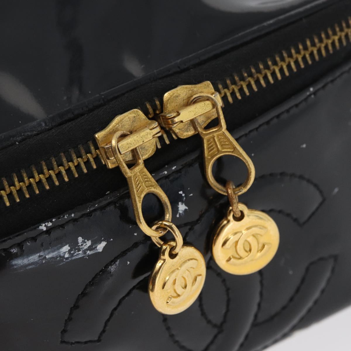 CHANEL Vanity Cosmetic Pouch Patent leather Black CC Auth yb378