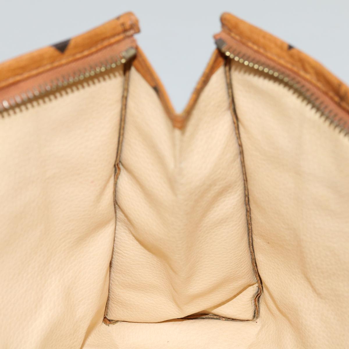 MCM Vicetos Logogram Clutch Bag PVC Brown Auth yk11233