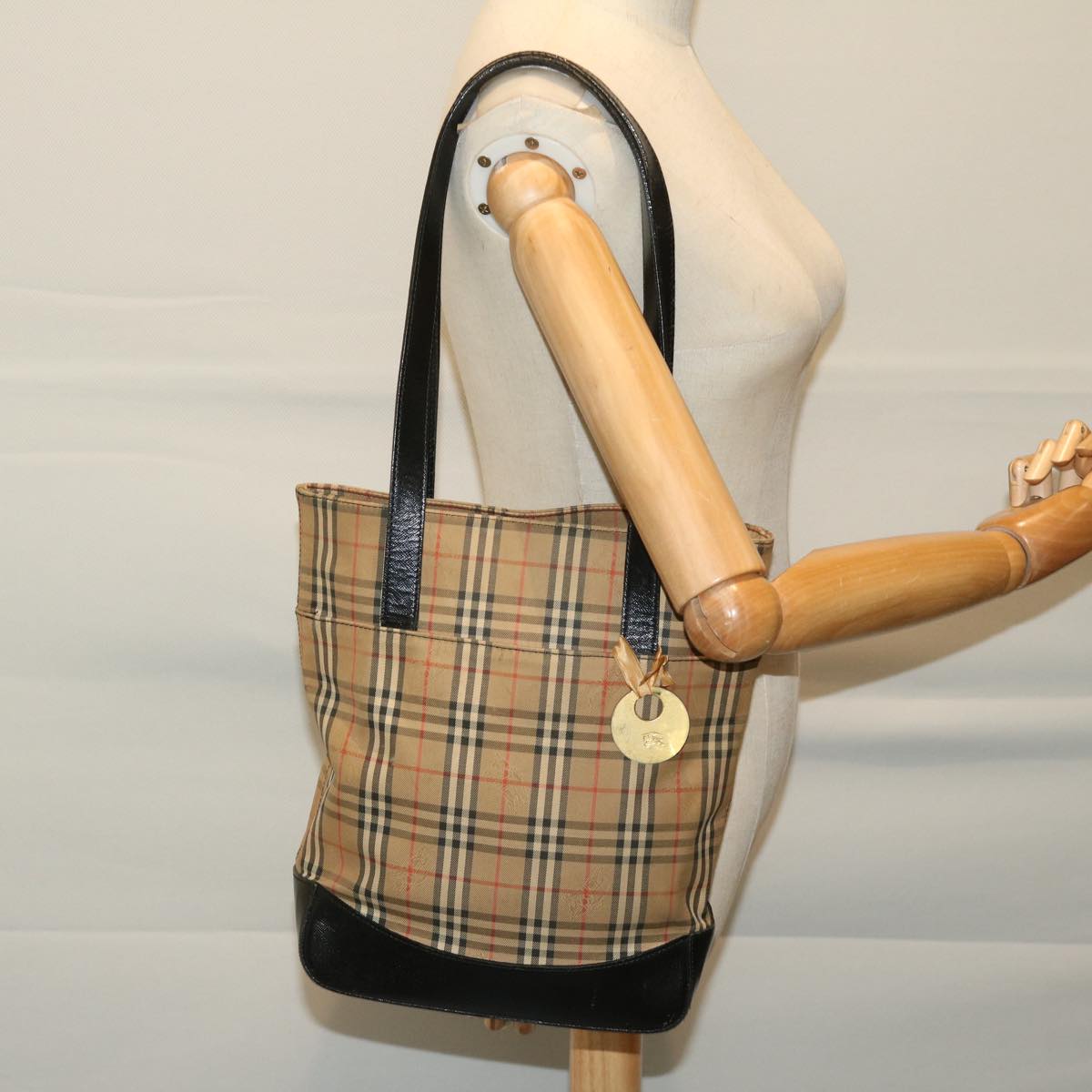 Burberrys Nova Check Shoulder Bag Canvas Beige Black Auth yk11247