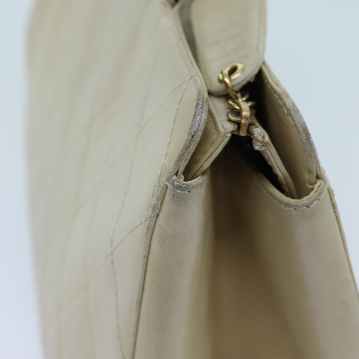 CHANEL Matelasse Chain Tote Bag Leather Beige CC Auth yk11588