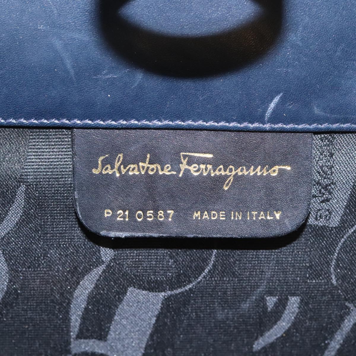 Salvatore Ferragamo Gancini Chain Shoulder Bag Leather Navy Auth yk12007