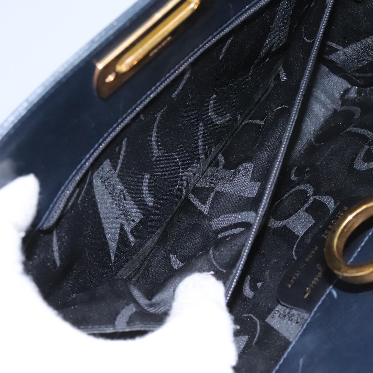 Salvatore Ferragamo Gancini Chain Shoulder Bag Leather Navy Auth yk12007