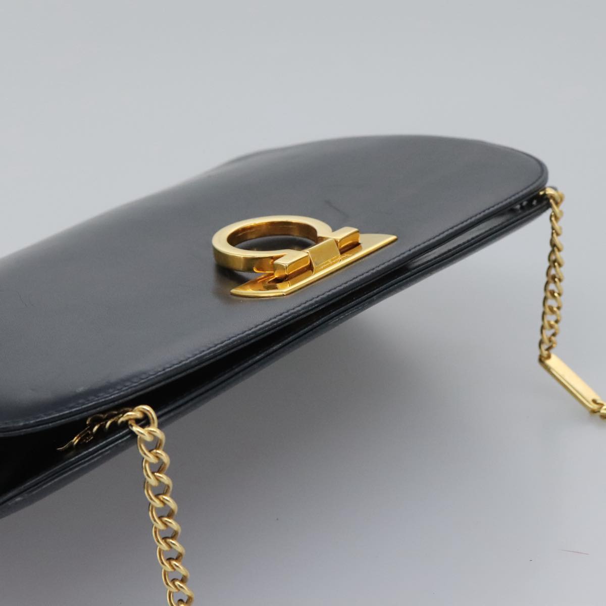 Salvatore Ferragamo Gancini Chain Shoulder Bag Leather Navy Auth yk12007