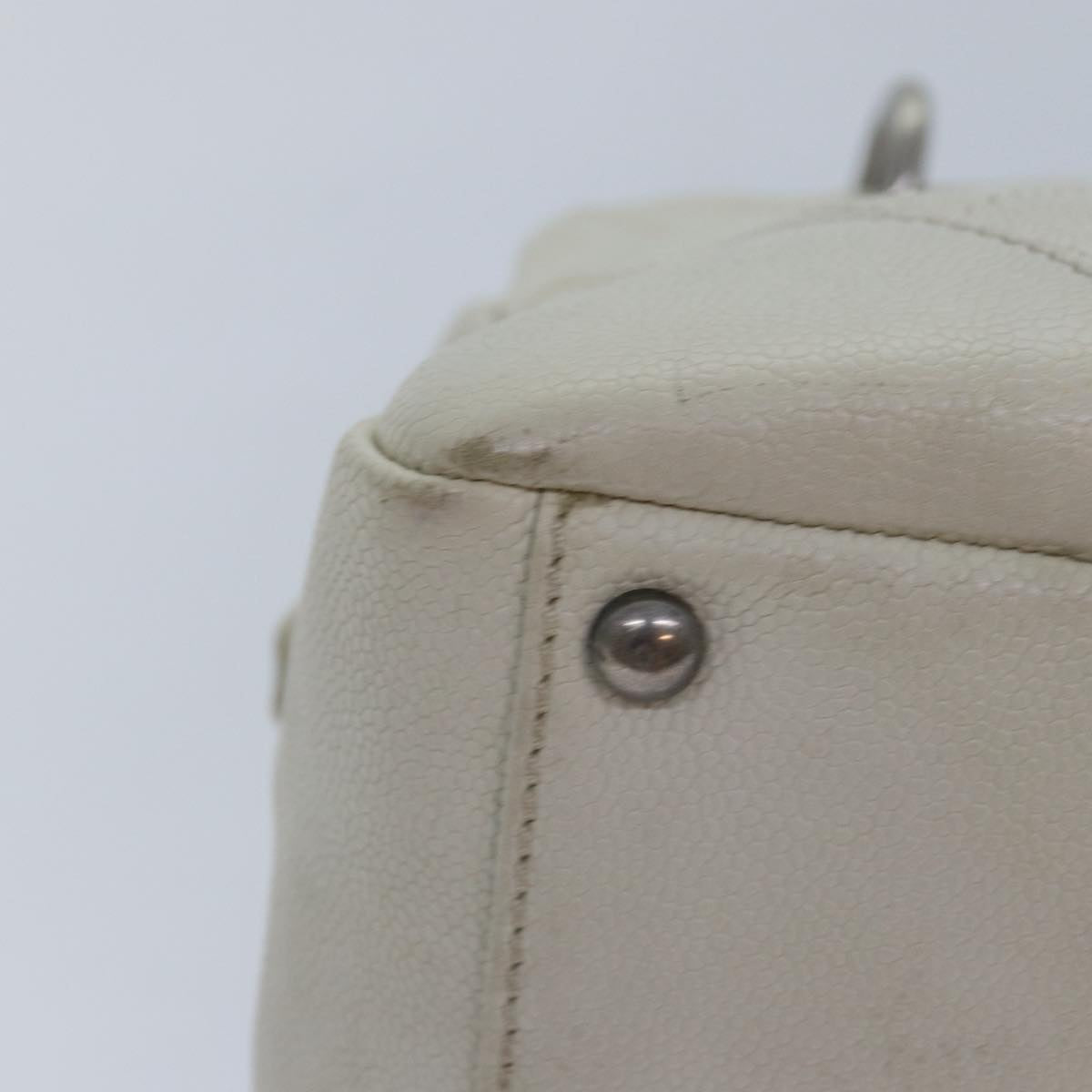 CHANEL Matelasse Chain Shoulder Bag Calf Skin White Silver CC Auth yk14601