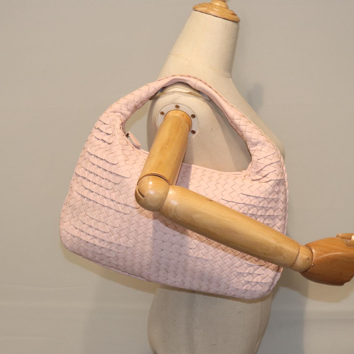 BOTTEGA VENETA INTRECCIATO Hobo Shoulder Bag Leather Pink Auth yk14854AM