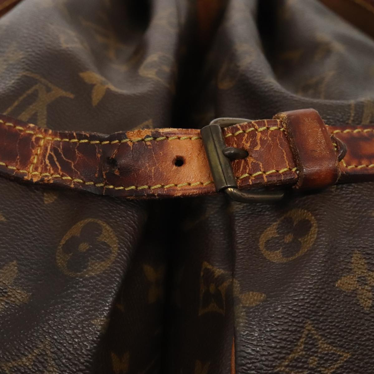 LOUIS VUITTON Monogram Saumur 35 Shoulder Bag M42254 LV Auth yk15414