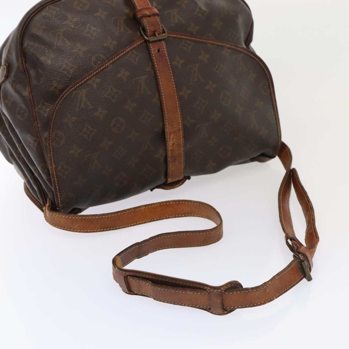 LOUIS VUITTON Monogram Saumur 35 Shoulder Bag M42254 LV Auth yk15414