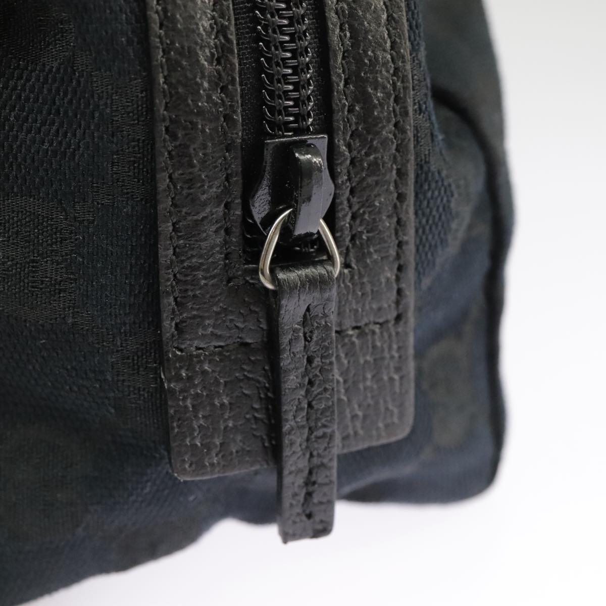 GUCCI GG Canvas Pouch Black Silver 29595 Auth yk15951V