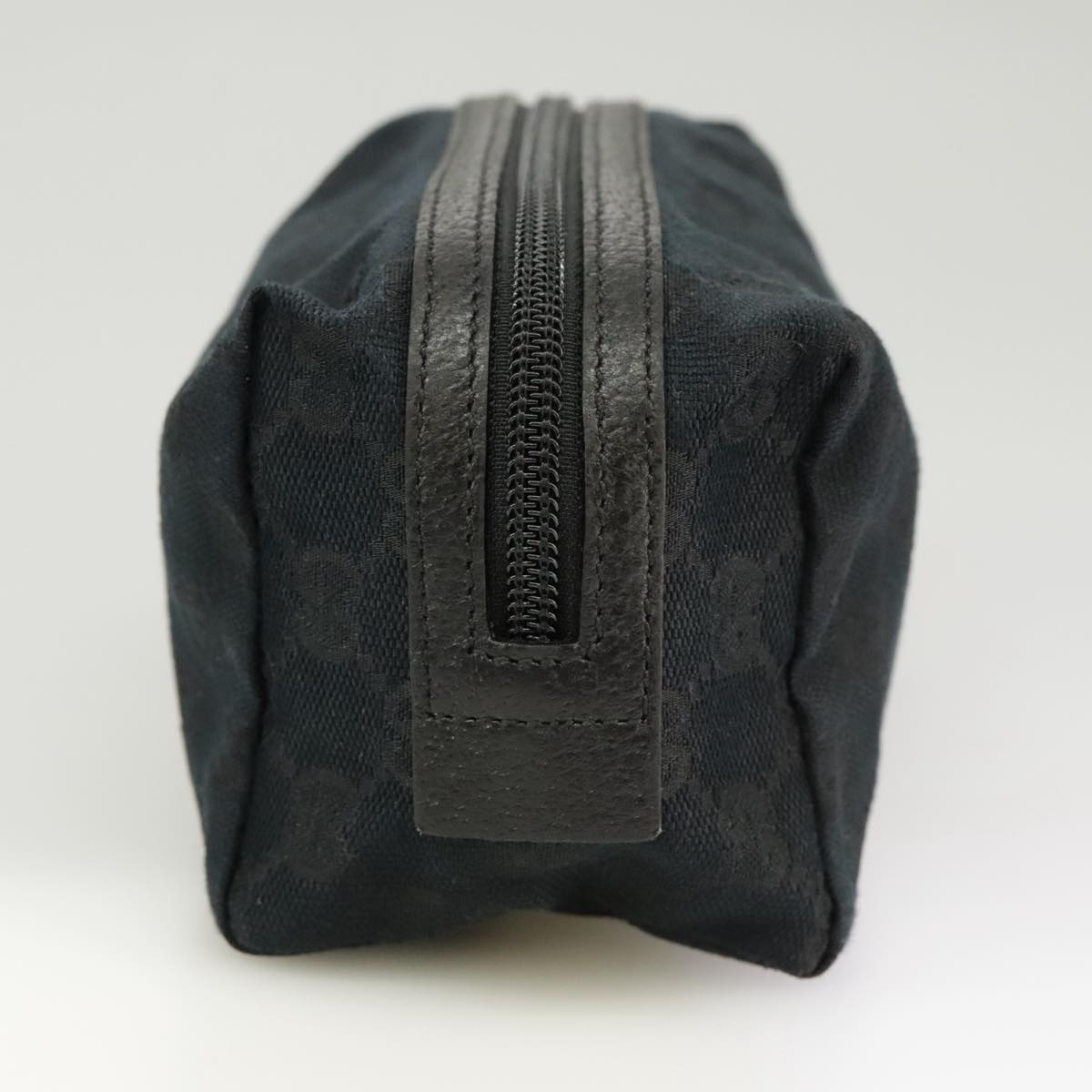 GUCCI GG Canvas Pouch Black Silver 29595 Auth yk15951V