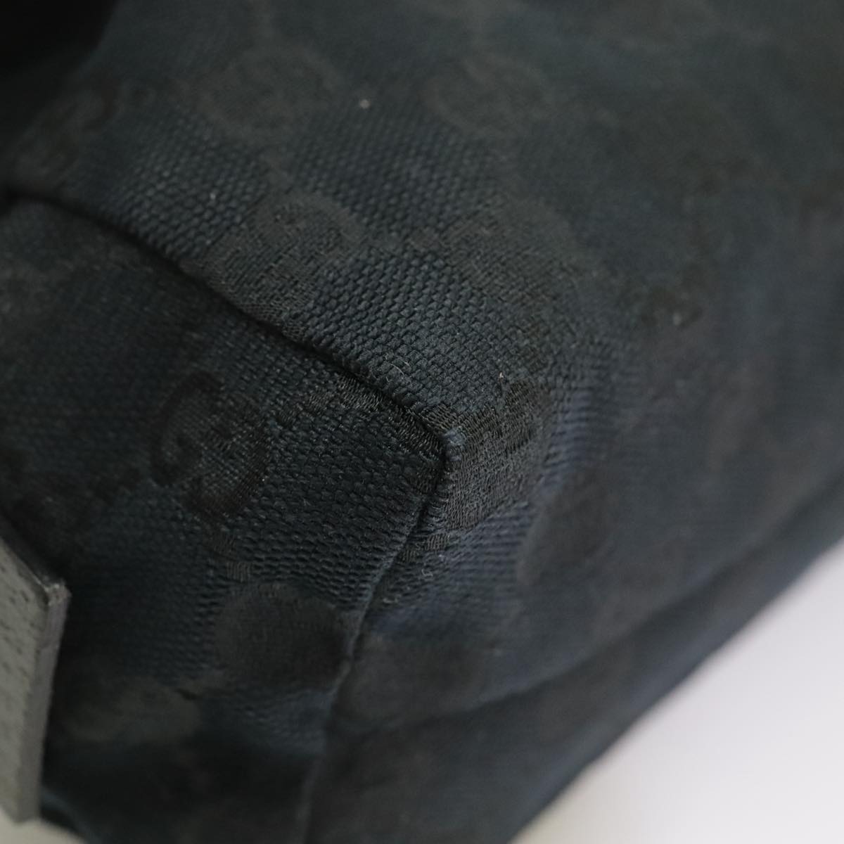 GUCCI GG Canvas Pouch Black Silver 29595 Auth yk15951V