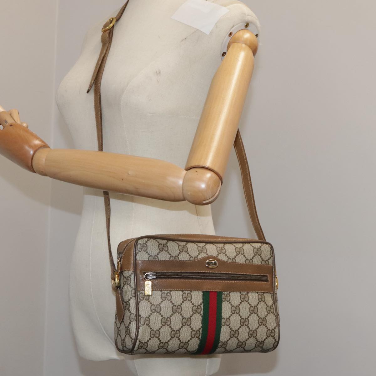 GUCCI Web Sherry Line GG Supreme Shoulder Bag PVC Beige 98 02 004 Auth yk16312
