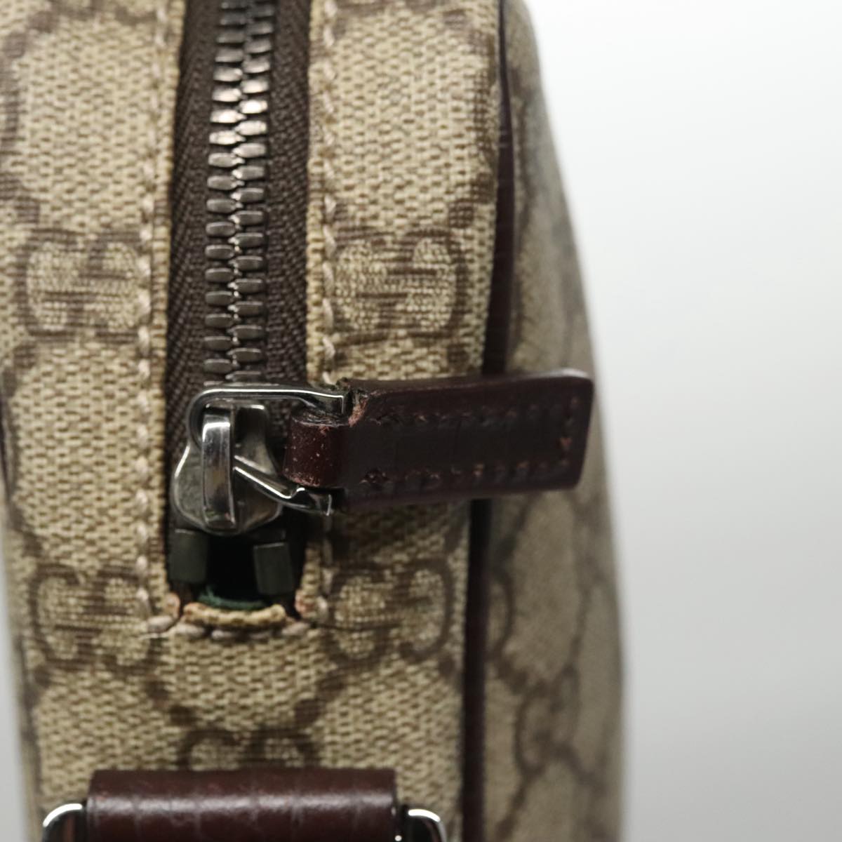 GUCCI GG Canvas Shoulder Bag Coated Canvas Beige Auth yk16428