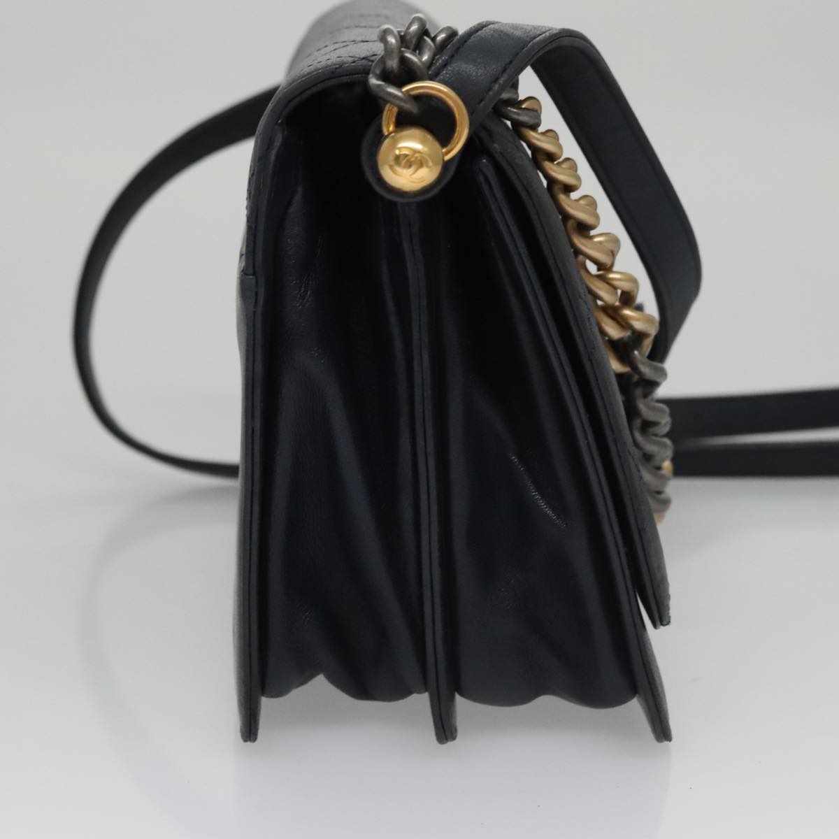 CHANEL Matelasse Turn Lock Chain Hand Bag Leather 2way Navy Gold CC Auth yk16451