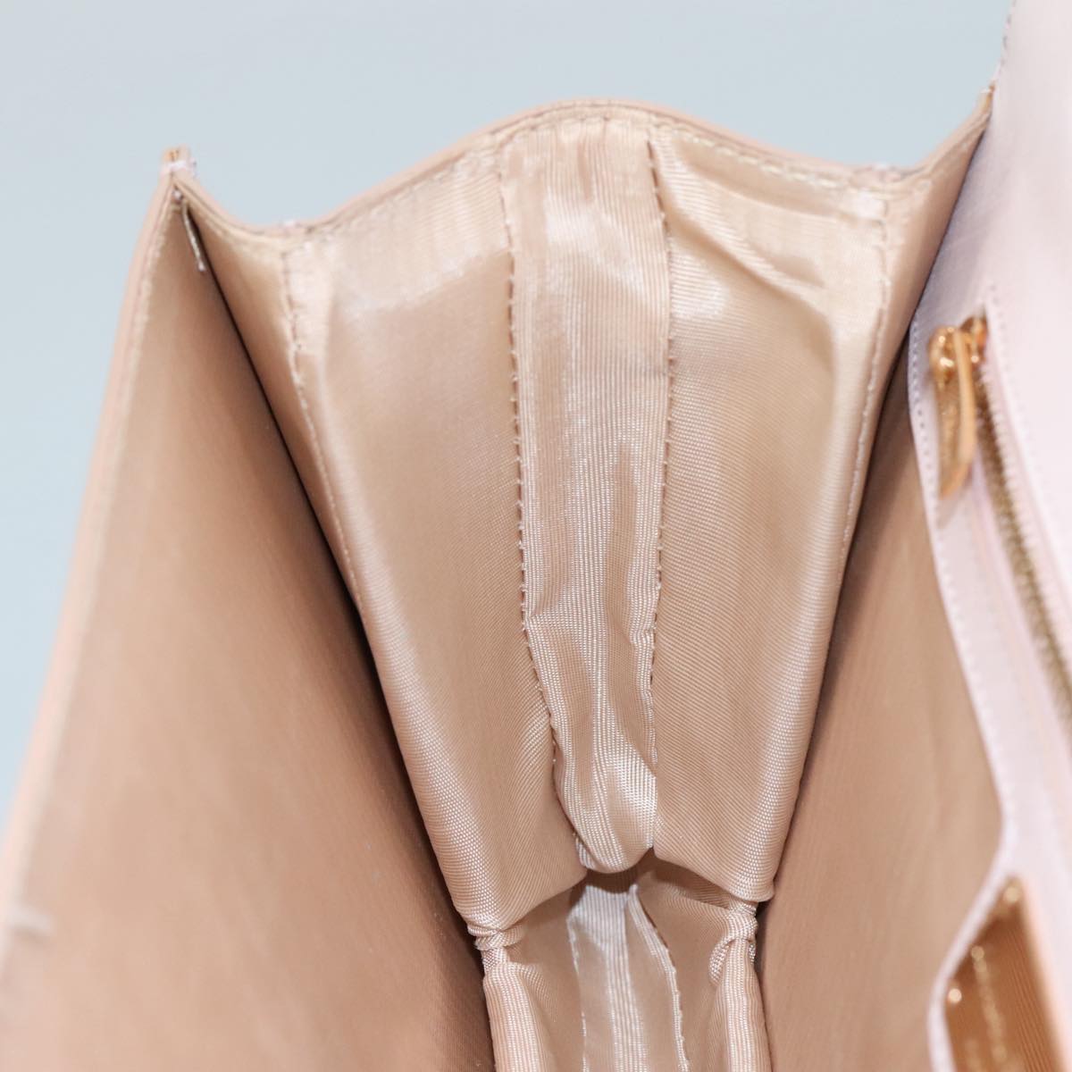 Salvatore Ferragamo Chain Shoulder Bag Leather Pink Gold Auth yk16515