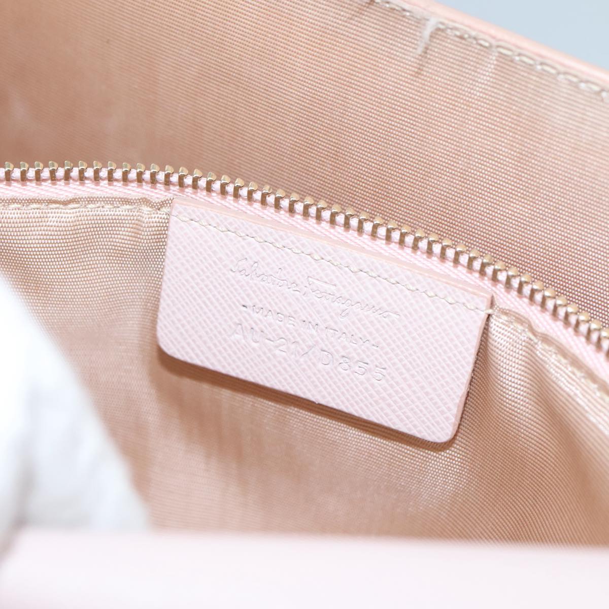 Salvatore Ferragamo Chain Shoulder Bag Leather Pink Gold Auth yk16515