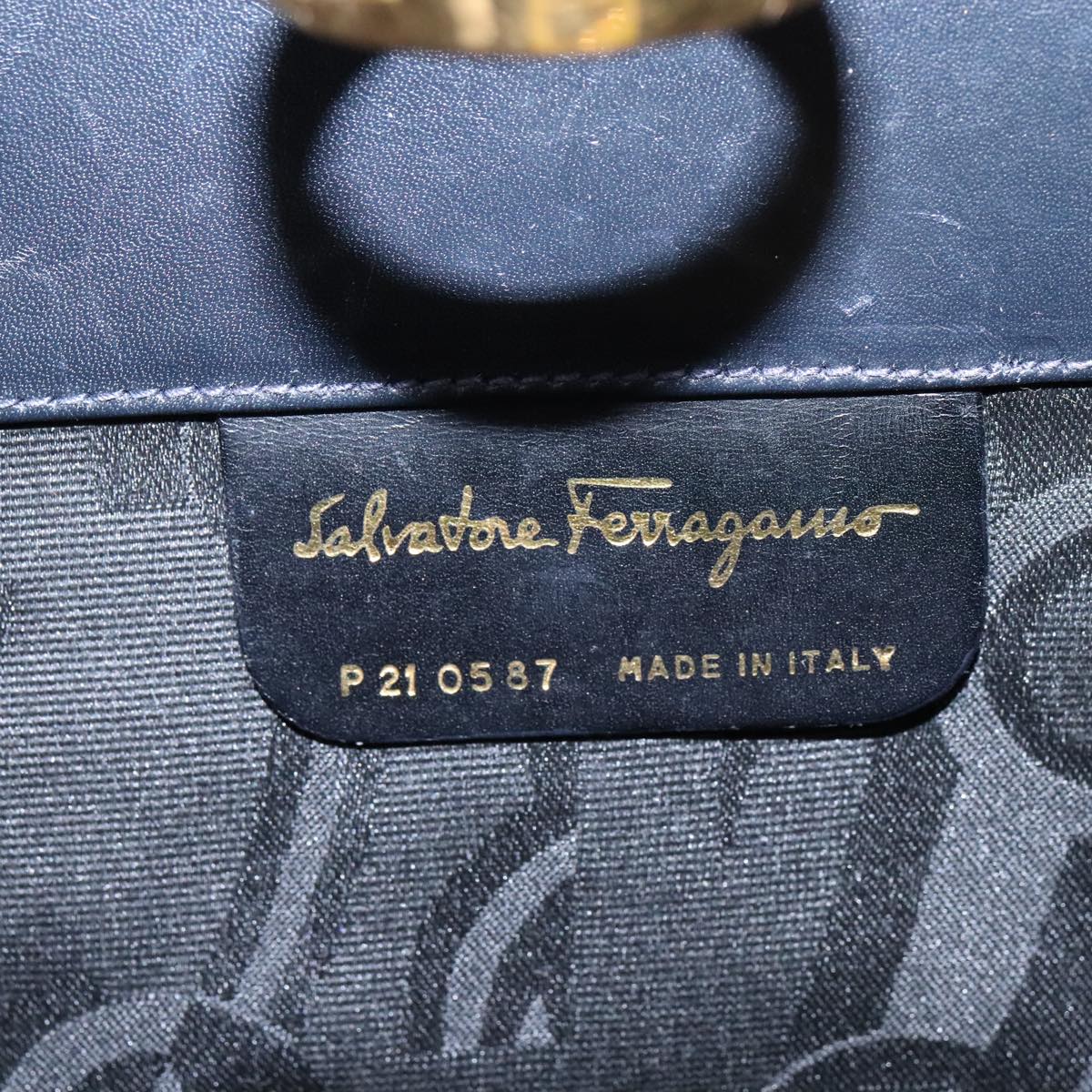 Salvatore Ferragamo Gancini Shoulder Bag Leather Black Gold Auth yk16533