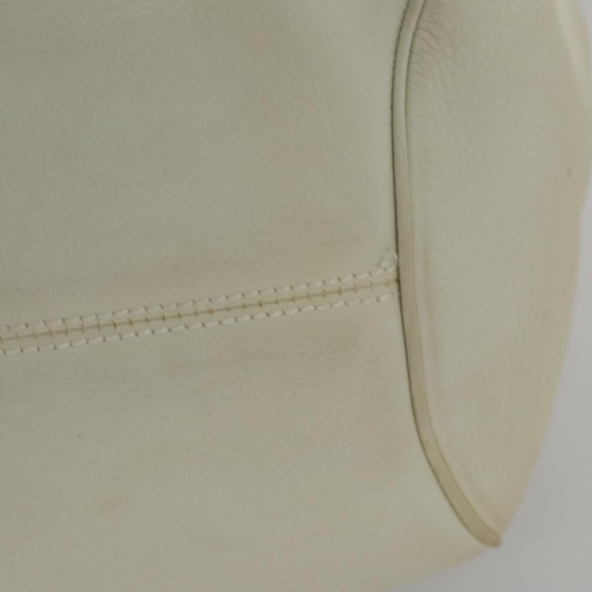 Salvatore Ferragamo Gancini Hand Bag Leather White Silver Auth yk16589