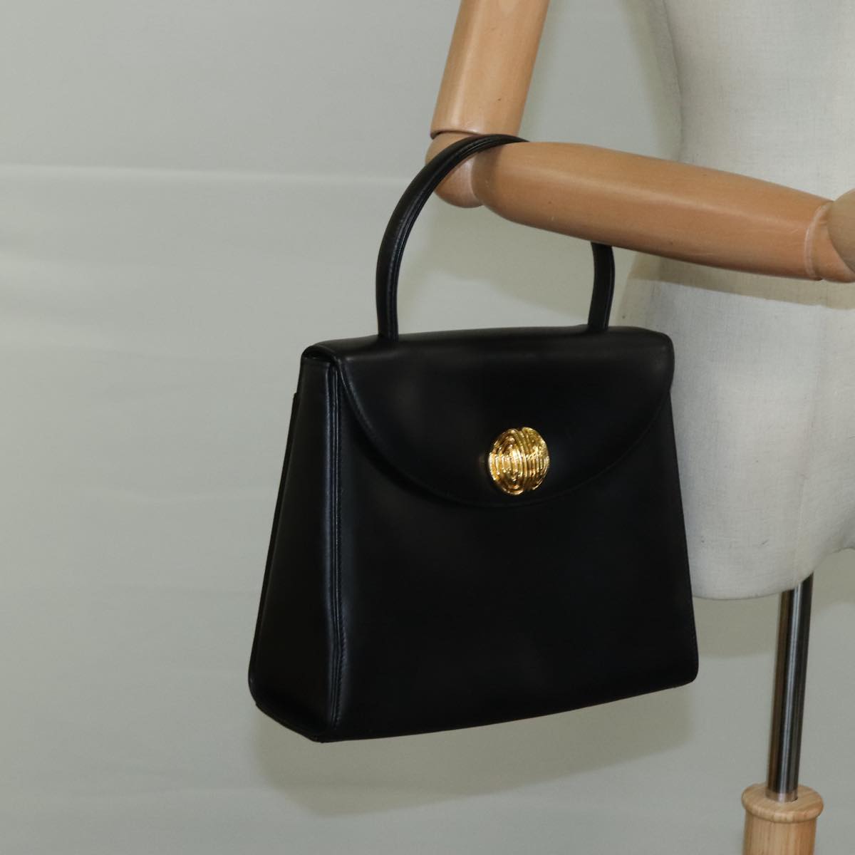 GIVENCHY Hand Bag Leather Black Gold Auth yk16736
