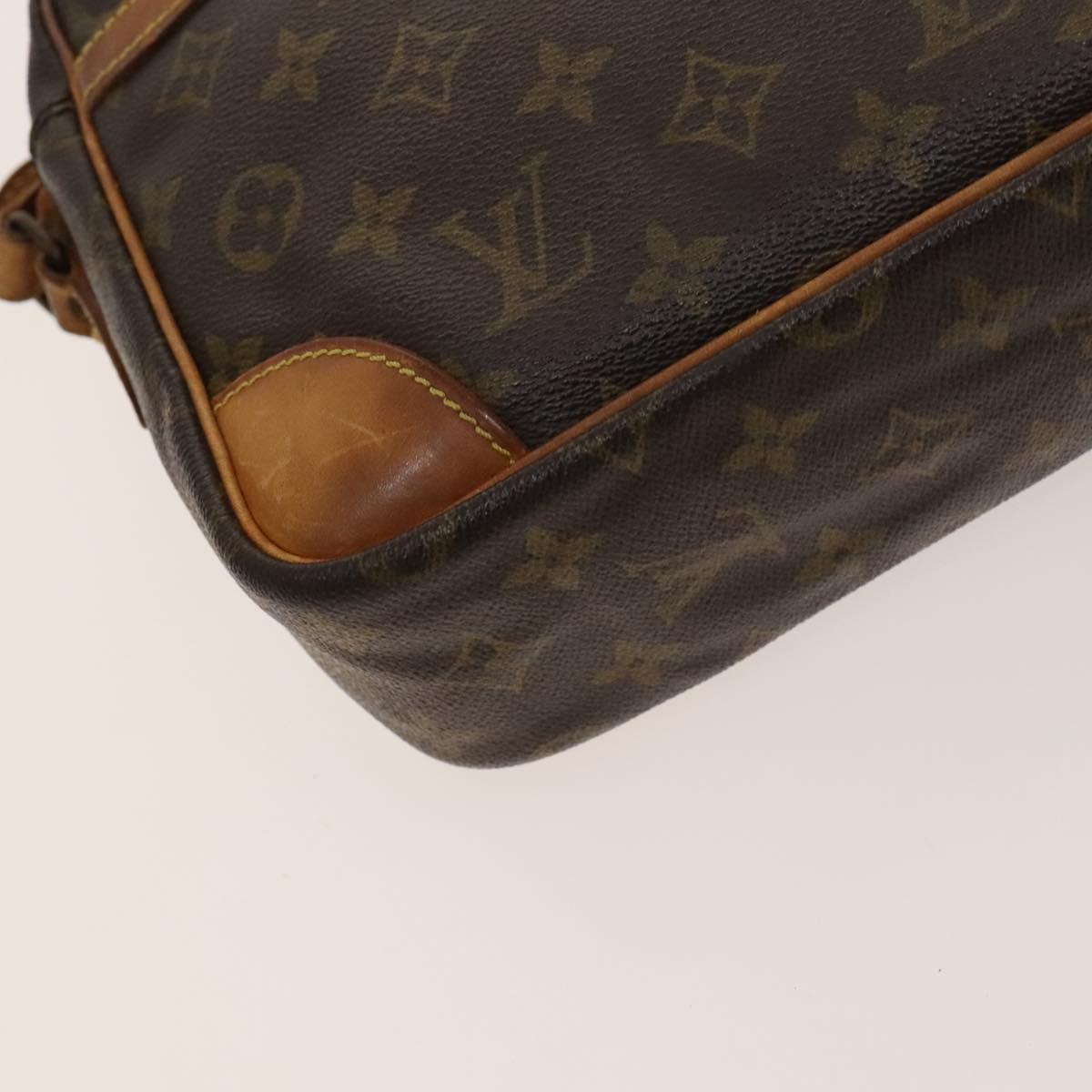 LOUIS VUITTON Monogram Trocadero 30 Shoulder Bag M51272 LV Auth yk17970