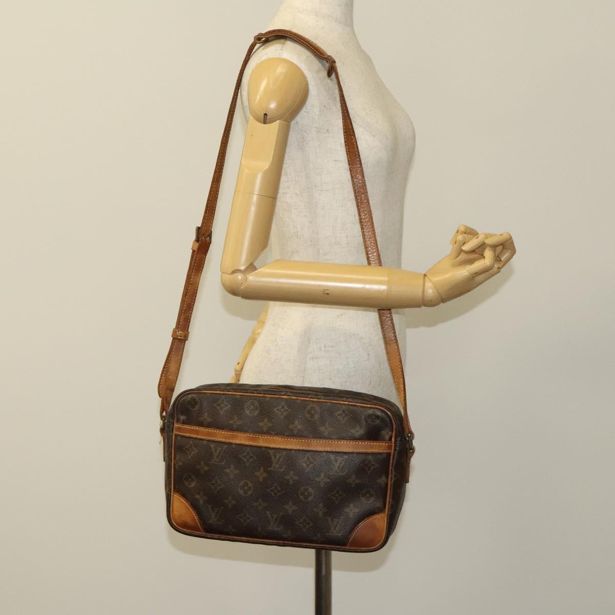 LOUIS VUITTON Monogram Trocadero 30 Shoulder Bag M51272 LV Auth yk17970