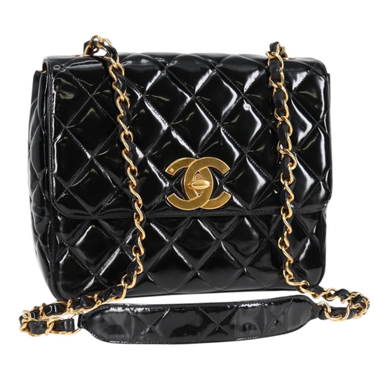 CHANEL Matelasse Chain Shoulder Bag Patent leather Black Gold CC Auth yk18276