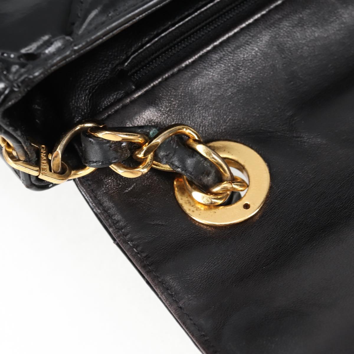 CHANEL Matelasse Chain Shoulder Bag Patent leather Black Gold CC Auth yk18276