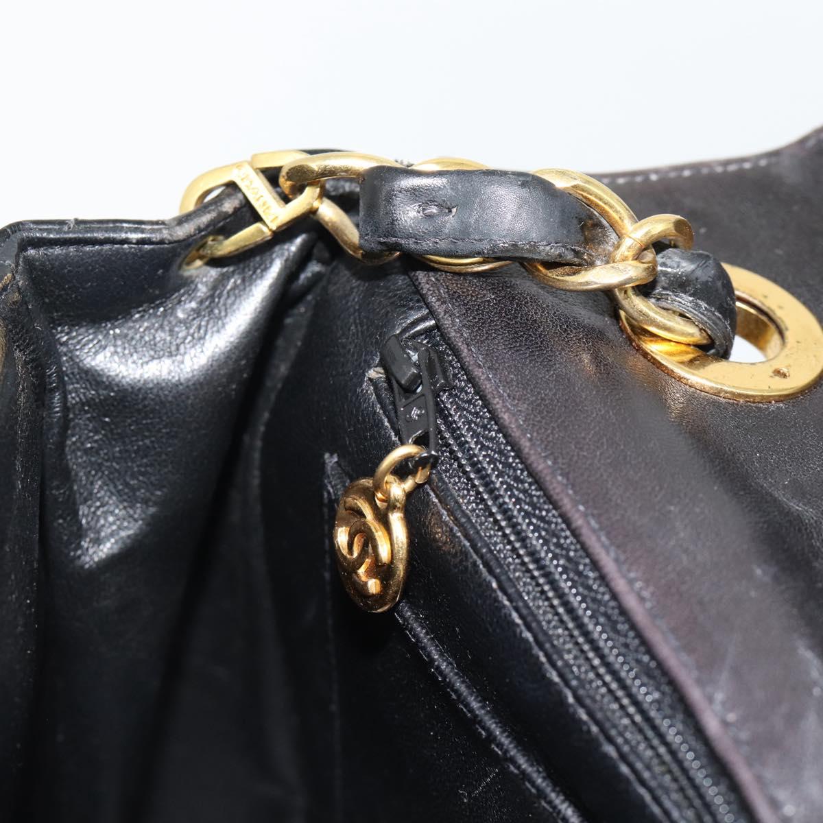 CHANEL Matelasse Chain Shoulder Bag Patent leather Black Gold CC Auth yk18276