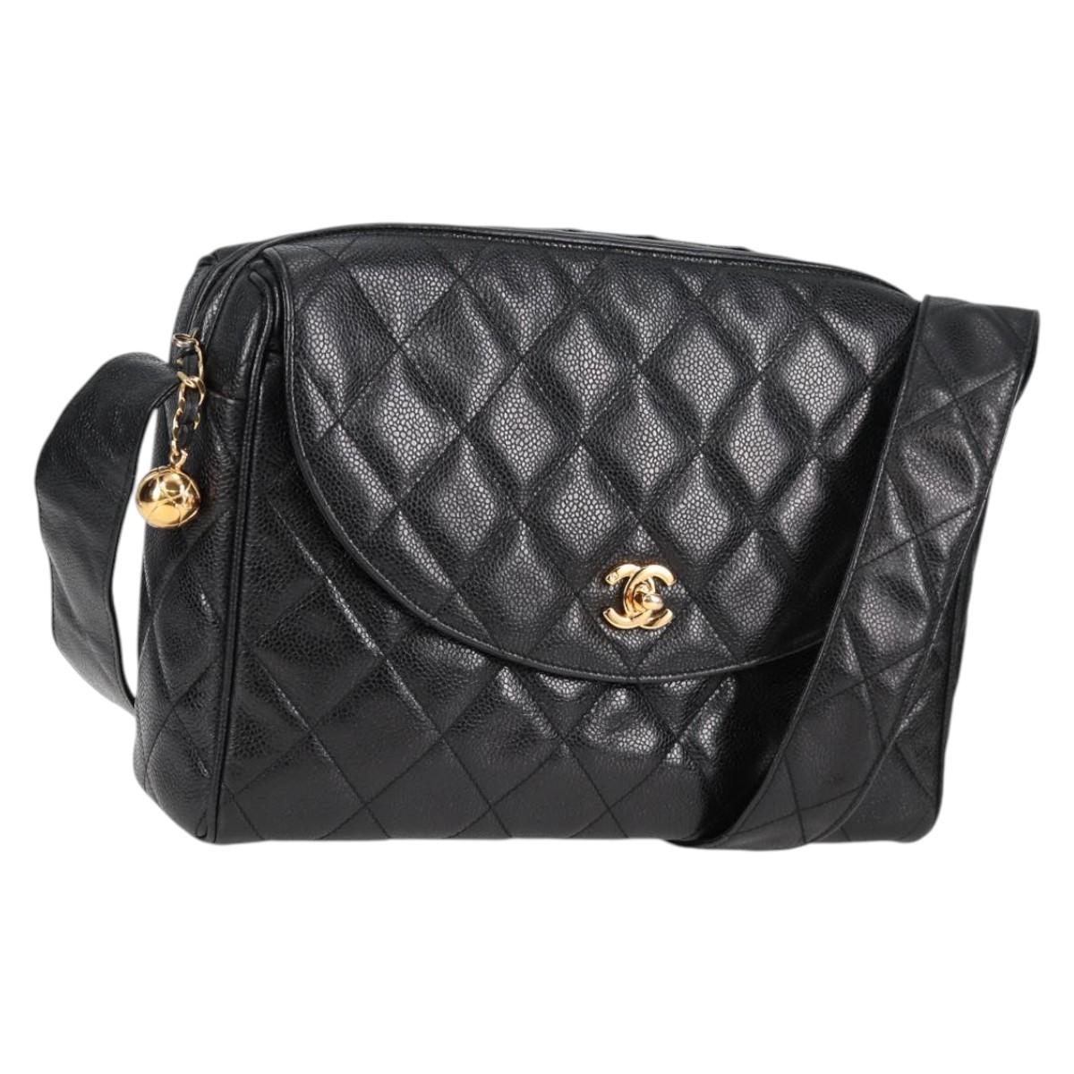 CHANEL Matelasse Shoulder Bag Caviar Skin Black Gold CC Auth yk19085V