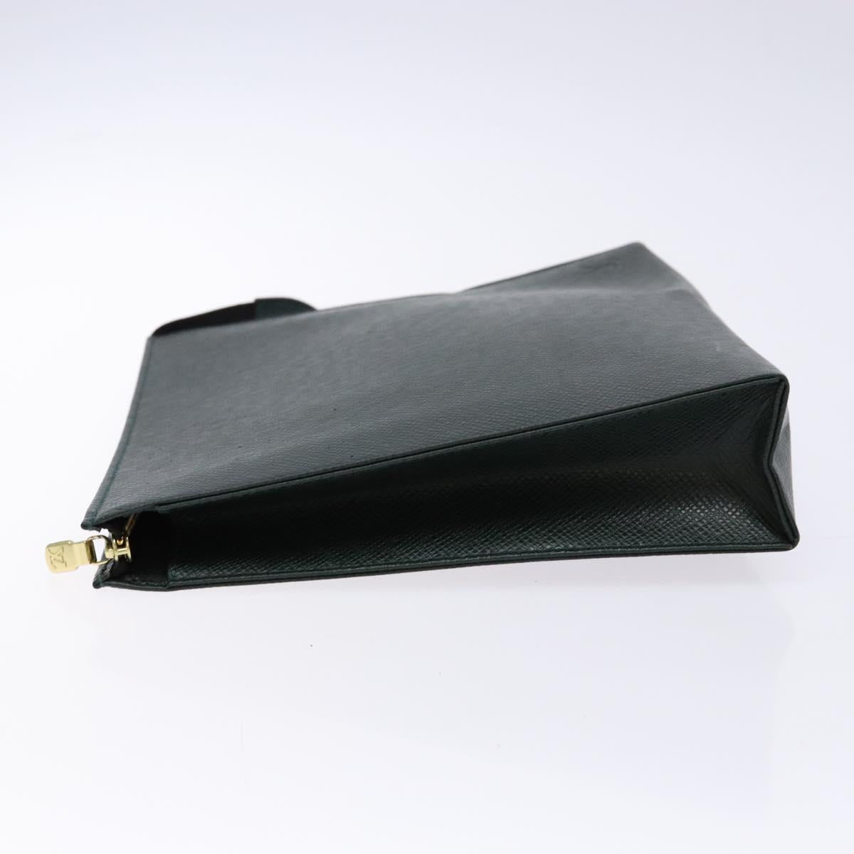 LOUIS VUITTON Taiga Poche Toilette 26 Pouch Epicea LV Auth yk19145