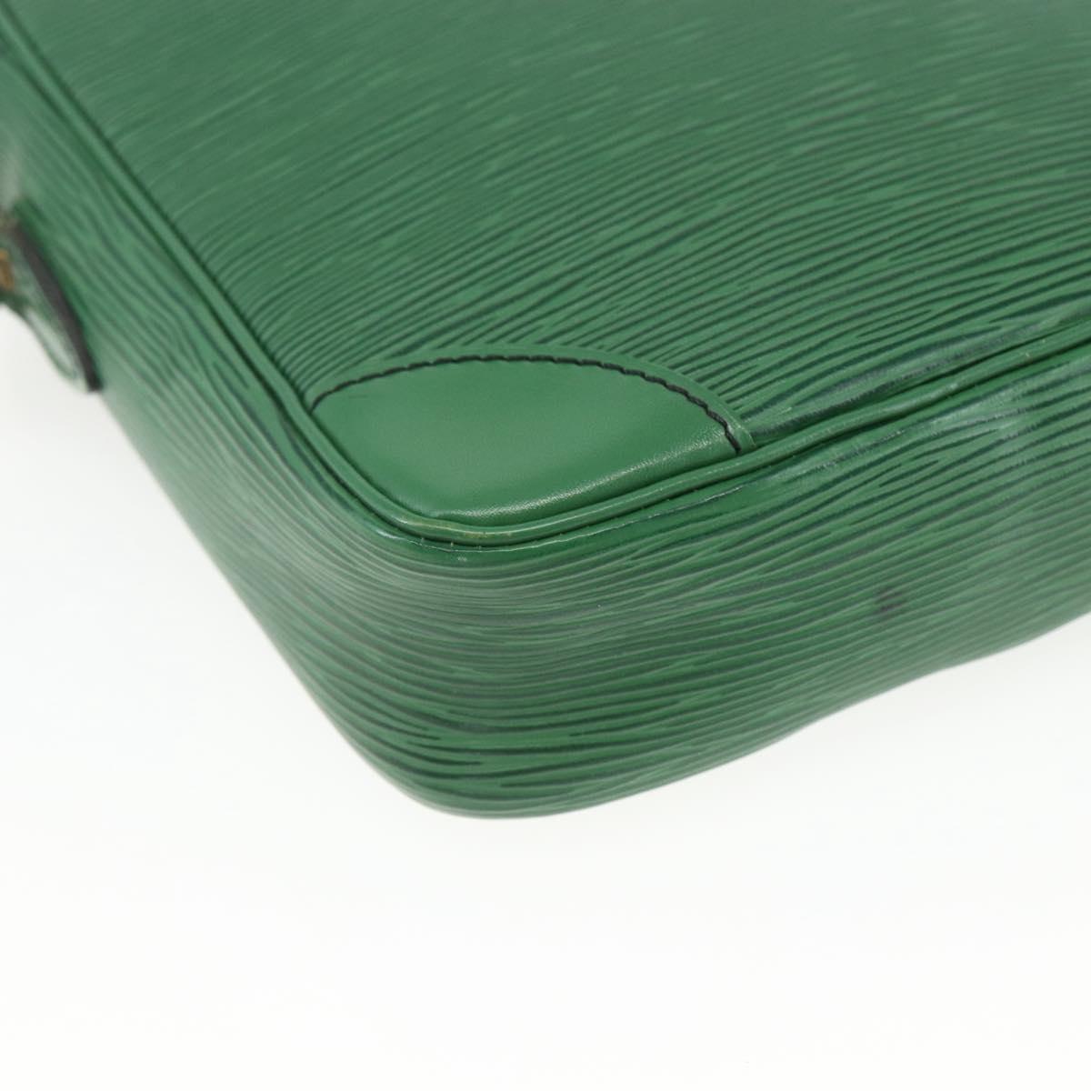 LOUIS VUITTON Epi Danube Shoulder Bag Green M45634 LV Auth yk19922
