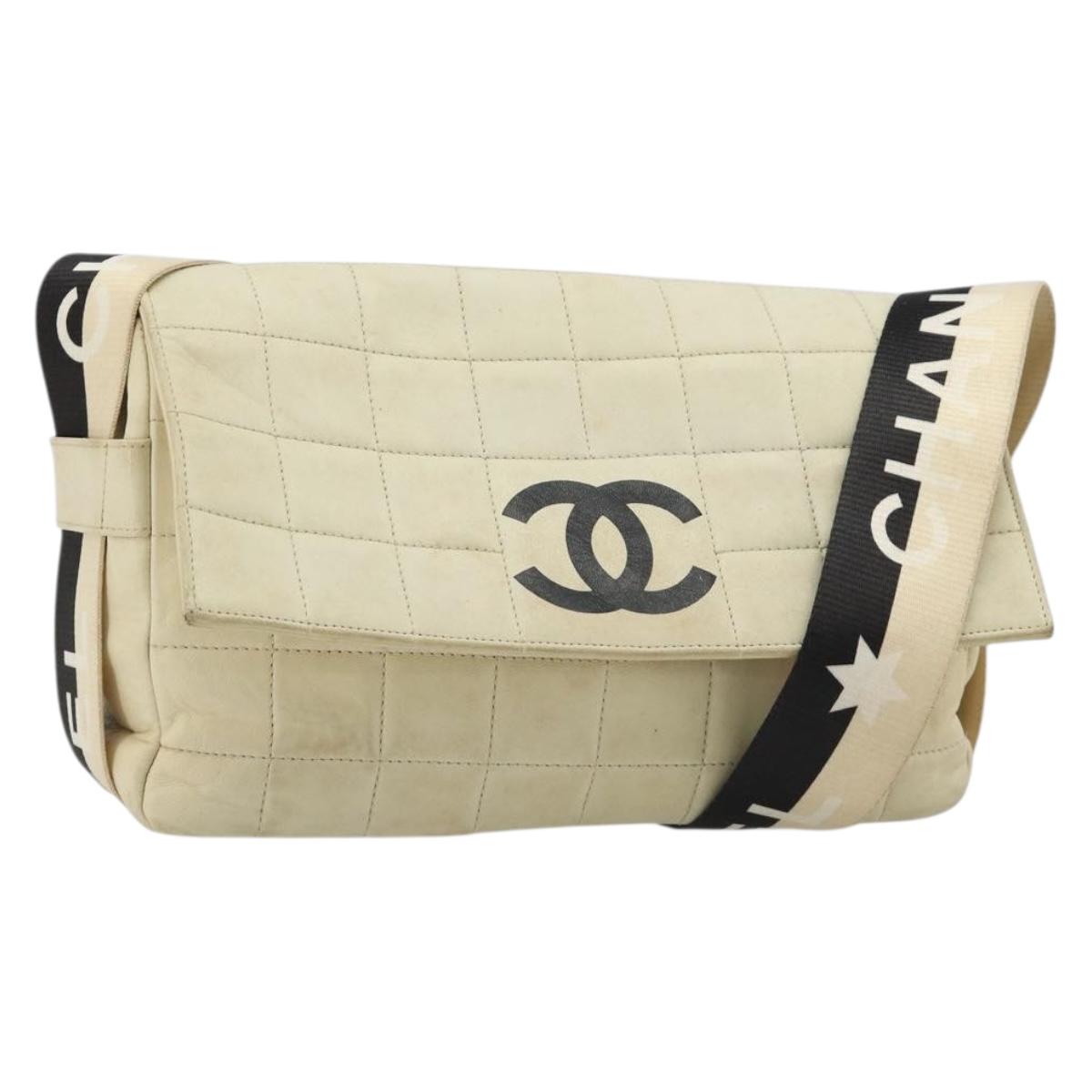 CHANEL Choco Bar Shoulder Bag Lamb Skin White Gold CC Auth yk20586