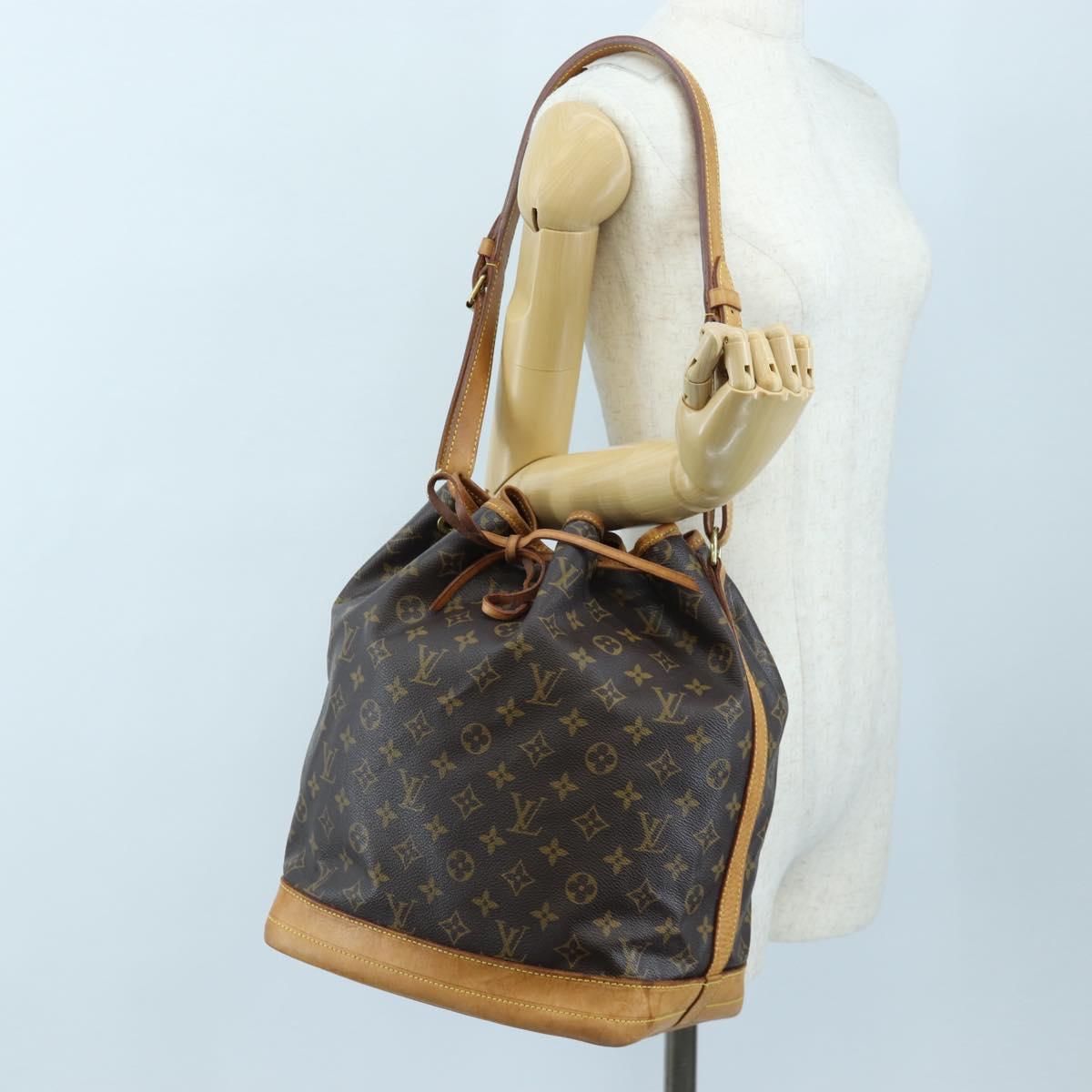 LOUIS VUITTON Monogram Noe Shoulder Bag M42224 LV Auth yk20903V