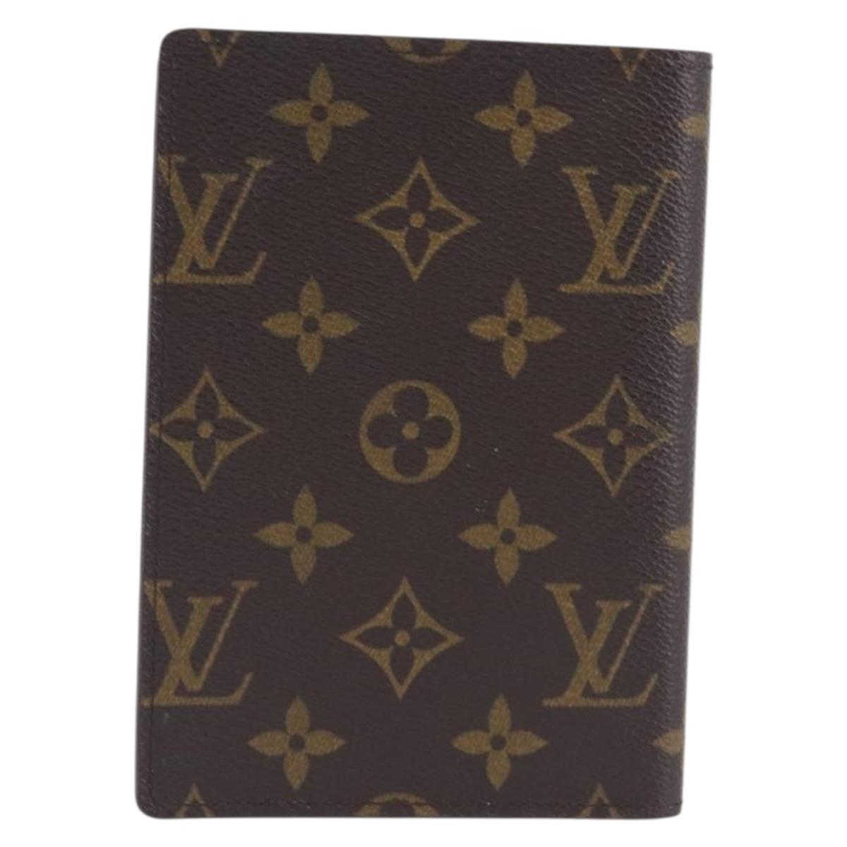 LOUIS VUITTON Monogram Passport Case LV Auth yk21024M