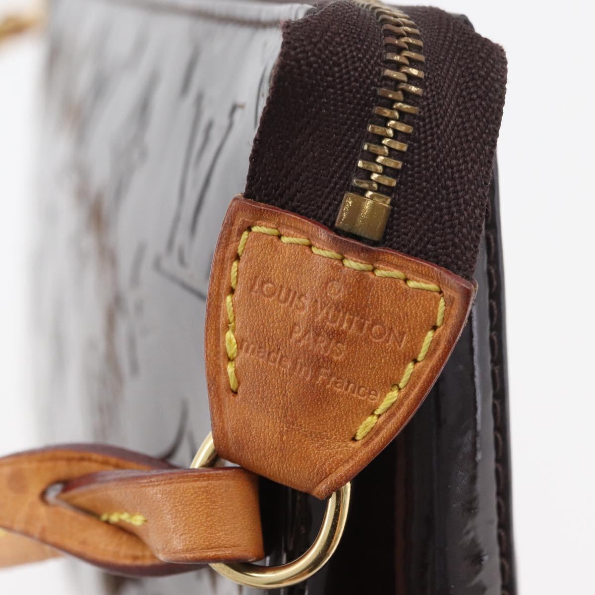 LOUIS VUITTON Vernis Pochette Accessoires Pouch Amarante M91576 LV Auth YKZ1011A